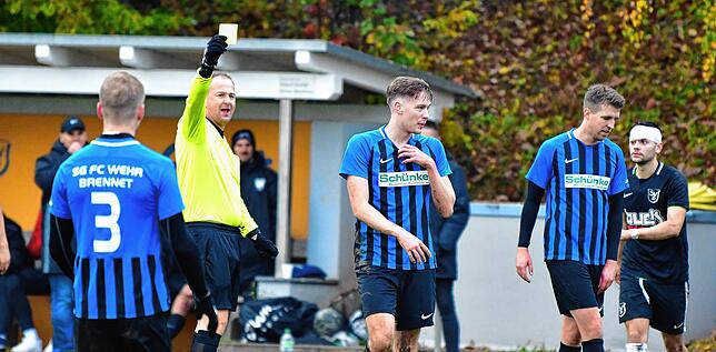 Bild 6: SV Buch besiegt die SG FC Wehr/Brennet in der Nachspielzeit mit 2:1 &ndash; und wir haben die Bilder!