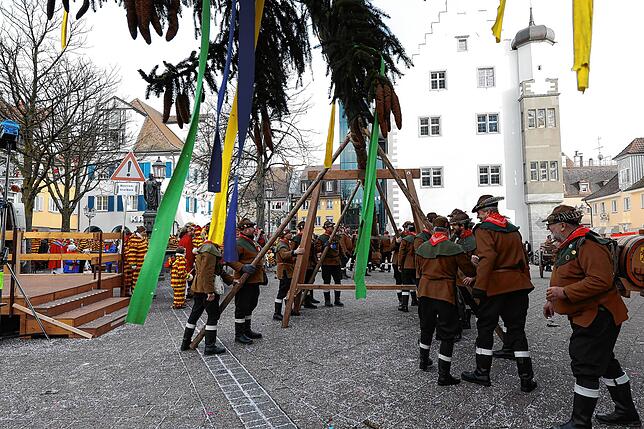 Bild 10: Bilder vom Narrenbaumstellen in Radolfzell