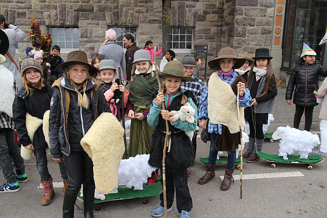 Bild 3: Viel los am Kilbigmontag in Bräunlingen