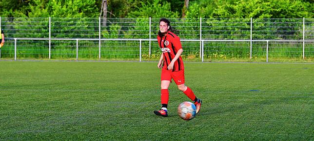 Bild 16: Mira Franzen spielt Fußball bei den Männern des FC 08 Bad Säckingen II – wir haben Fotos!