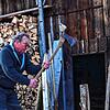 Da haut er rein: Beim Holz hacken kann Johannes Probst entspannen. Seitdem er die Praxisverantwortung Anfang des Jahres abgegeben hat, ...