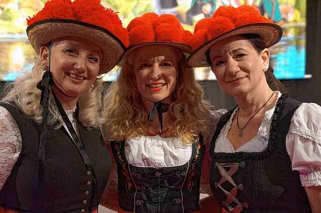 Bild 11: Die schönsten Bilder der Wieberfasnet Bodman 2025: Ein unvergessliches Spektakel!