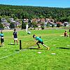 Beim Fußball-Tennis können die Kinder ihre erlernten Tricks einsetzen. Aufmerksam beobachtet Patrick Bäurer das Geschehen. Auf unserem ...