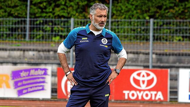 Trainer Hakan Karaosman und der SC Pfullendorf
