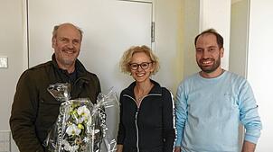 Die neue Rektorin der Albbruck Gemeinschaftsschule Stefanie Netzhammer wird von Bürgermeister Stefan Kaiser (links) und Konrektor ...