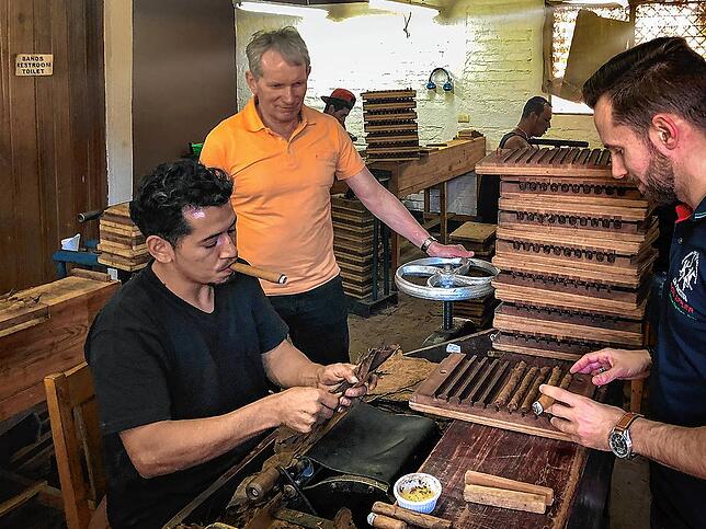 Hier entstehen die Zigarren in Handarbeit.
