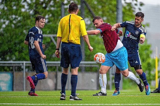 Bild 26: SV Albbruck und SV Obersäckingen trennen sich 1:1 &ndash; und wir haben Bilder!