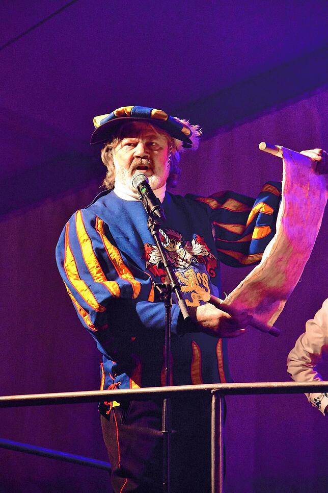 Bild 7: Die besten Bilder vom Narrenbaumstellen der Eigeltinger Krebsbachzunft in Wiechs