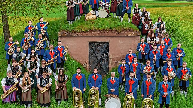 Der Musik- und Trachtenverein Neuhausen verschiebt seine Feierlichkeiten zum 100-jährigen Bestehen ins Jahr 2021. Das Gruppenfoto ...
