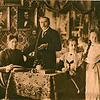 Familie Probst in alten Zeiten: Die Eltern Paulina und Rudolph Ferdinand mit Martha und Antonia (von links).