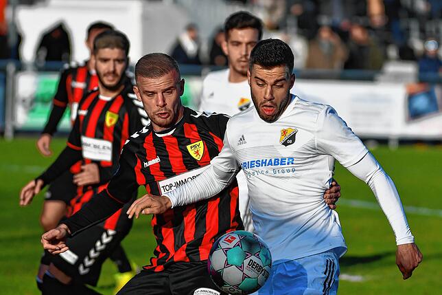Bild 35: Spitzenreiter FSV Rheinfelden gelingt nur ein 1:1 gegen den SV 08 Laufenburg &ndash; und wir haben die Bilder!