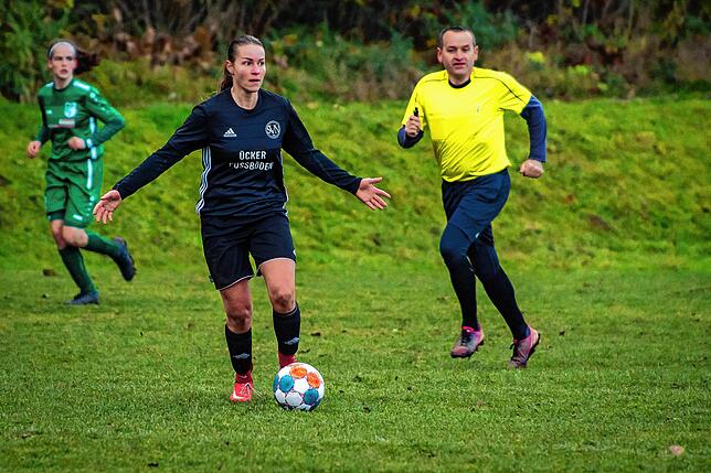 Bild 14: Fußballerinnen des SV Niederhof besiegen die SG Marbach II &ndash; und wir haben Bilder!
