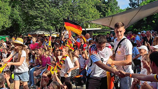 Bild 4: Die schönsten Bilder vom Public Viewing Deutschland gegen Ungarn