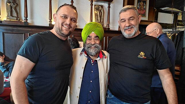 Bild 19: Indische Restaurant-Segnung durch einen Sikh-Priester in Konstanz: Wir haben die Bilder