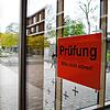 Der erste Jahrgang der Gemeinschaftsschule Gebhard in Konstanz schreibt dieses Jahr sein Abitur. Damit zwischen den Tischen genug ...