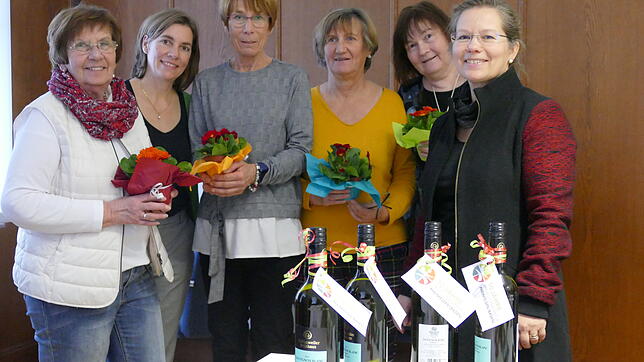 Zum Geburtstag der Freiwilligenagentur gibt es ein neues Logo in den Farben der engagierten Stadt. Bürgermeisterin Diana Stöcker ...