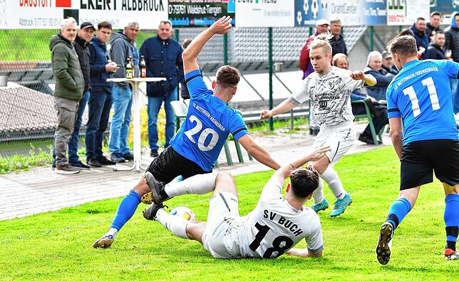 Bild 7: SV Buch spielt 1:1 gegen die SG Mettingen/Krenkingen &ndash; und wir haben Bilder!
