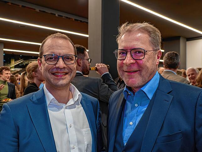 Mathias Auch, Vorsitzender der Geschäftsführung der Agentur für Arbeit Konstanz-Ravensburg, und Christoph Reichert, Präsident des ...