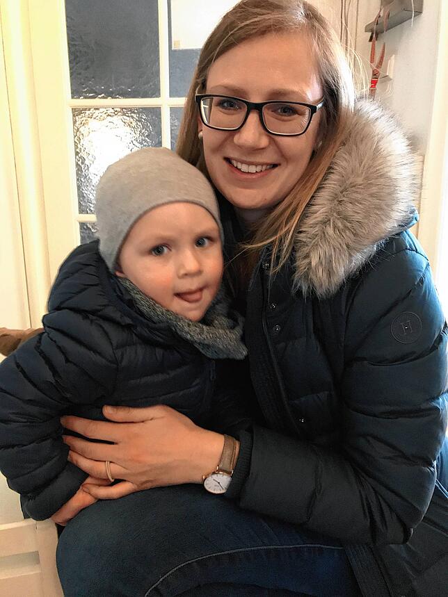 Mareike Zöphel mit Emil.