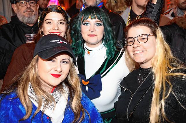Bild 12: Endlich! Butzenlauf stimmt Konstanzer auf die Straßenfasnacht ein