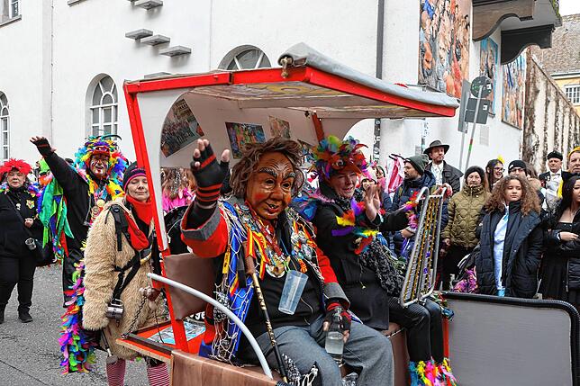 Bild 30: Großer Narrenumzug 2024 in Konstanz &ndash; die besten Bilder gibt&lsquo;s hier &ndash; Teil 1
