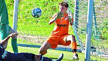 Auf dem Posten: A-Junior Emil Menzel – hier ein Archivbild – machte zwischen den Pfosten des VfB Waldshut trotz des 1:3-Niederlage gegen ...