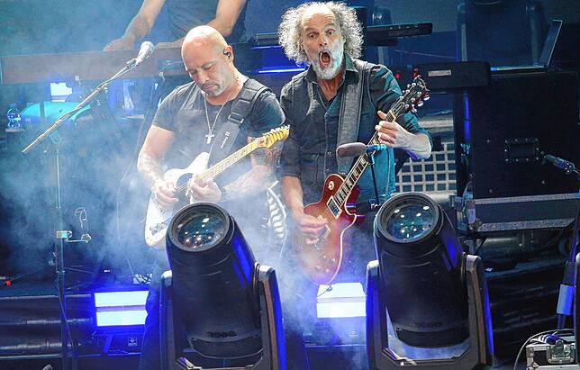 Bild 11: Santiano rocken auf dem Schlossplatz (Teil 1)