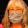 Gudrun Deinzer, Folktreff-Vorsitzende, und das gesamte Veranstaltungsteam trugen Masken.