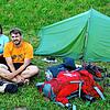 Diese beiden Wanderer genießen die Ruhe im neuen Todtmooser Trekking Camp. Nach einer Nacht im Zelt beginnt für sie dann die letzte ...
