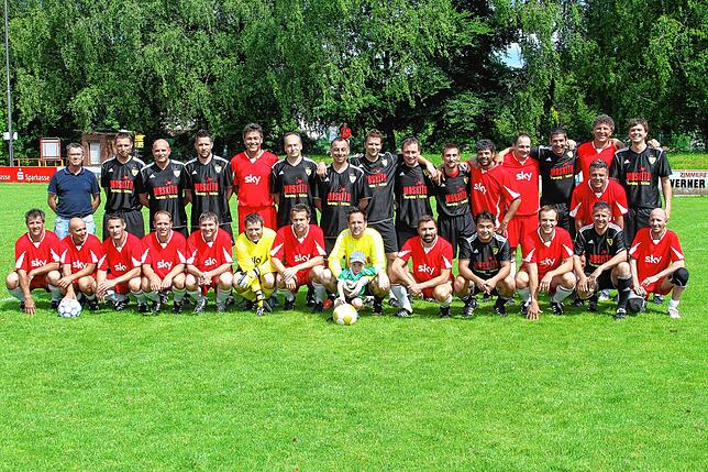 Bild 1: Erinnerungen an das Spiel der Legenden im Sommer 2013 auf der Richterwiese