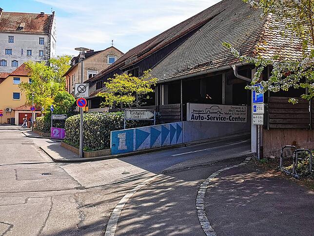 Im Parkhaus Poststraße sind auf vier Decks 96 Stellplätze verfügbar.