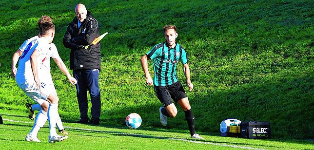 Bild 15: FC Zell übernimmt mit dem 2:1 beim FC Erzingen die Tabellenführung &ndash; und wir haben die Bilder!