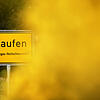Ein Schild mit der Aufschrift &bdquo;Staufen&ldquo; steht am Ortseingang. Schon zum zweiten Mal innerhalb von zwei Jahren gerät die ...