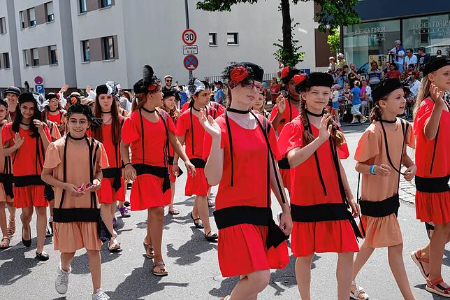 Bild 21: Hier sind die schönsten Bilder vom Seehasen-Jubiläumsfestzug