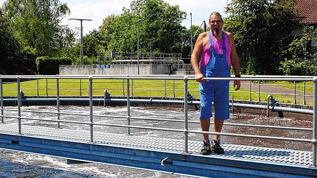 Die Salemer Kläranlage in Buggensegel ist an ihre Kapazitätsgrenzen gestoßen. Seit ihrer Inbetriebnahme im Jahr 1991 ist Peter Godau ...