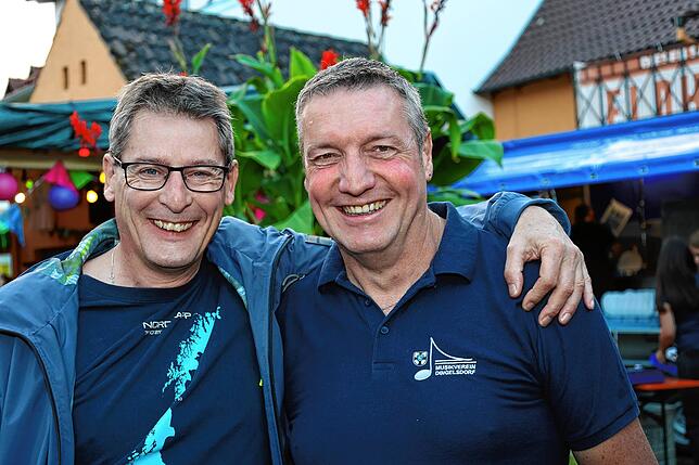 Bild 14: Das Dingelsdorfer Herbstfest 2025 geht weiter – hier sind die Fotos vom Samstagabend