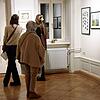 In der Artothek-Ausstellung in der Villa Bosch können Interessierte die auszuleihenden Kunstwerke bestaunen – so wie hier bei der ...