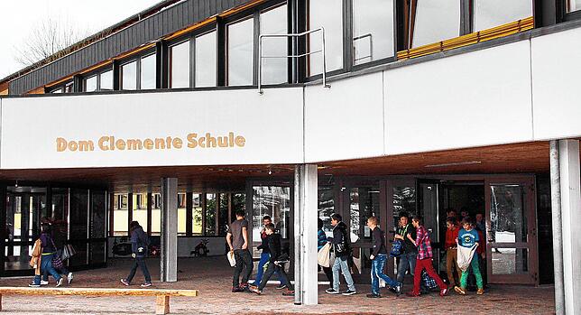 In der Schonacher Schule wird für alle, auch für die Werkrealschüler, Präsenzunterricht angeboten – hier ein Archivfoto aus ...
