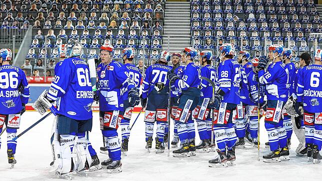Enttäuschung pur bei den Wild Wings-Spielern. Die Schwenninger haben die DEL-Playoffs haarscharf verpasst.