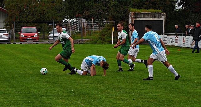 Bild 32: SV Waldhaus bezwingt den SV Obersäckingen mit 4:0 &ndash; und wir haben Bilder!