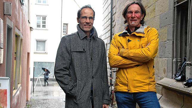 Klaus Woerner (links) und Helmut Norwat von der Gruppe Überlingen Zero setzen sich für eine klimaneutrale Stadt bis 2035 ein. Sie ...