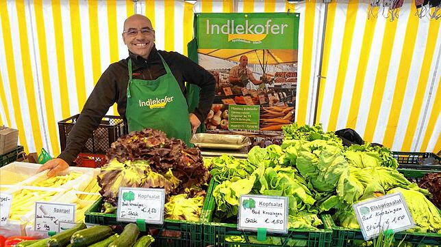 Matthias Indlekofer an seinem Marktstand in Waldshut.