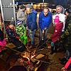 Auf ein Rahmenprogramm wie das beliebte Stockbrotgrillen in den vergangenen Jahren (unser Bild) müssen die Besucher bei der Langen ...