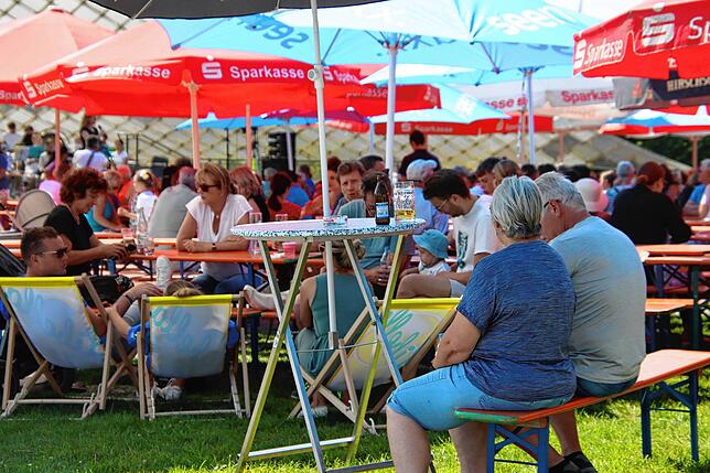 Bild 2: Hausherrenfest 2024: Bilder der Festmeile am Seeufer