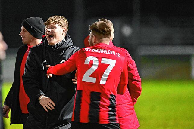 Bild 11: FSV Rheinfelden gewinnt Derby gegen SV 08 Laufenburg mit 2:1 – und wir haben Bilder!