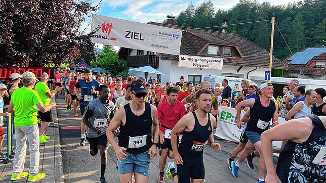 Bild 3: So schön war der Klettgaulauf 2024: Diese Läufer gehen an den Start