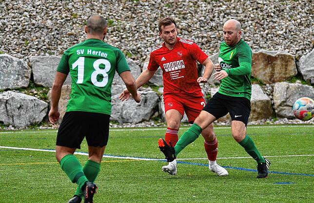Bild 21: SV Herten siegt 3:1 beim VfR Bad Bellingen &ndash; und wir haben Bilder!