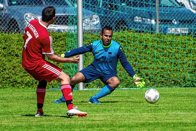 Bild 3: SV Eggingen überrascht mit 2:1-Sieg gegen Spitzenreiter FC Tiengen 08 II &ndash; und wir haben Bilder!
