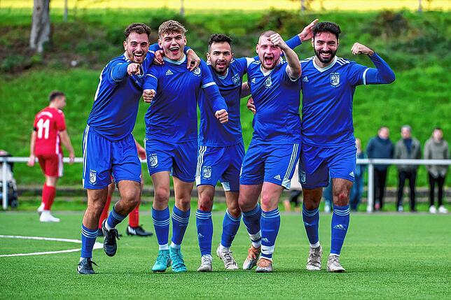 Bild 6: SV Blau-Weiß Murg gewinnt gegen den FC Wallbach mit 5:1 &ndash; und wir haben Bilder!