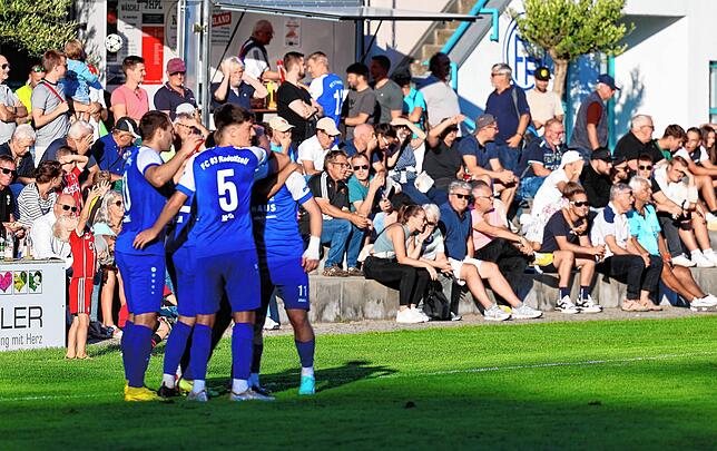 Bild 4: Die besten Bilder der Landesliga-Partie zwischen dem FC Radolfzell und dem FC Öhningen-Gaienhofen